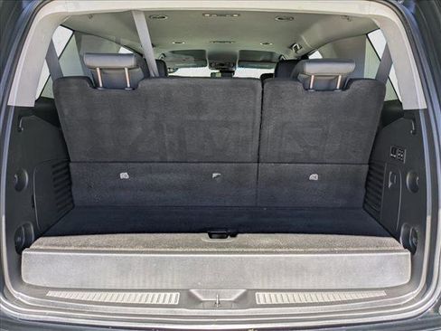 Used 2017 GMC Yukon SLT AWD/4WD image 6