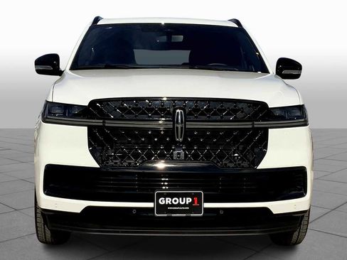 New 2025 Lincoln Navigator L Reserve w/ Jet Appearance Package image 3