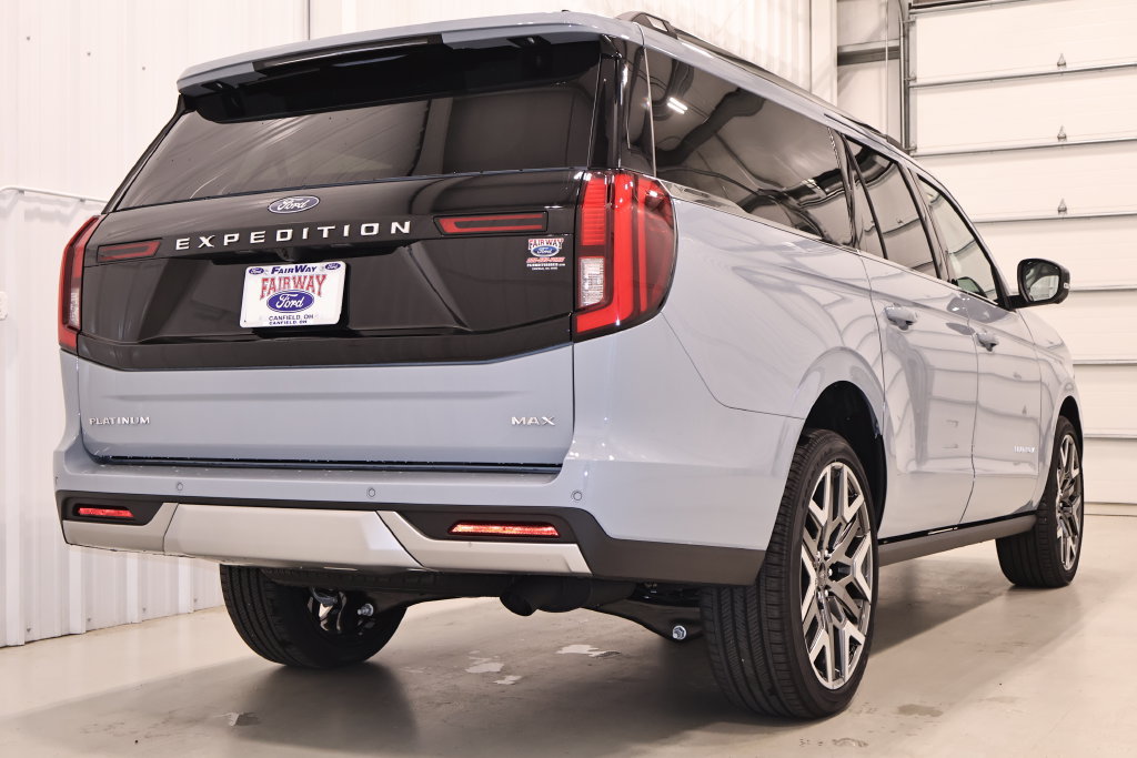 New 2026 Ford Expedition Max Platinum w/ Platinum Ultimate Package AWD/4WD image 9