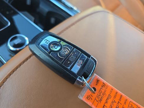 Used 2023 Lincoln Aviator Black Label w/ Dynamic Handling Package image 38