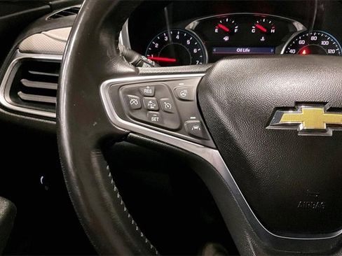 Used 2020 Chevrolet Equinox Premier image 18