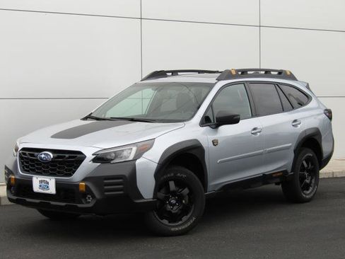 Used 2022 Subaru Outback Wilderness AWD/4WD image 31