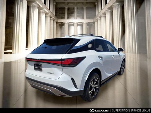 Certified 2024 Lexus RX 350 FWD w/ Technology Package image 5