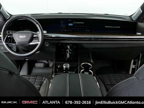 Used 2025 Cadillac Escalade ESV Sport Platinum AWD/4WD image 22
