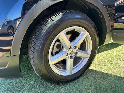 Used 2018 Ford Explorer FWD image 39