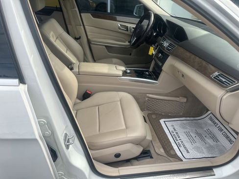 Used 2014 Mercedes-Benz E 350 Sedan image 8