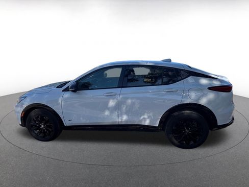 Used 2025 Buick Envista Sport Touring image 4