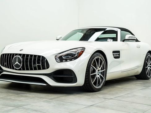 Used 2018 Mercedes-Benz AMG GT Roadster image 8
