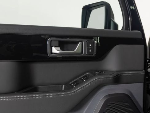 New 2025 INEOS Grenadier Fieldmaster Edition AWD/4WD image 11