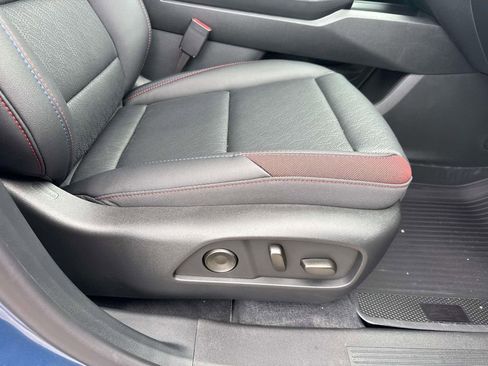 New 2026 Chevrolet Suburban Premier image 38