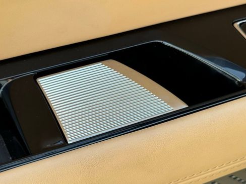 New 2025 Cadillac Escalade IQ Sport 2 w/ LPO, ONYX Package image 18