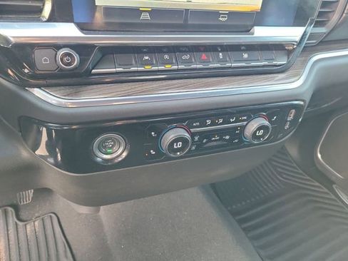 Used 2024 Chevrolet Silverado 1500 RST image 22