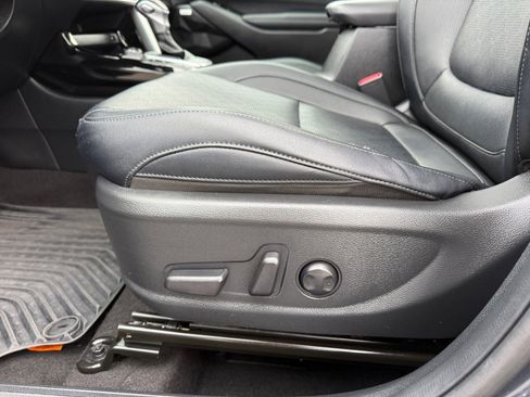 Used 2021 Kia Seltos SX w/ SX Sunroof Package image 19