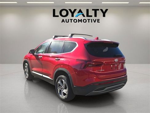 Used 2023 Hyundai Santa Fe SEL image 3