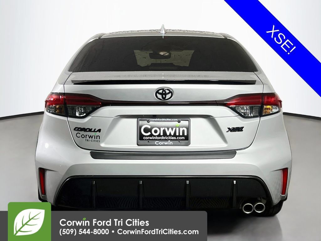 Used 2025 Toyota Corolla XSE FWD image 13