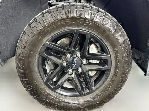 Used 2021 Chevrolet Silverado 1500 LT Trail Boss w/ Convenience Package II AWD/4WD image 31