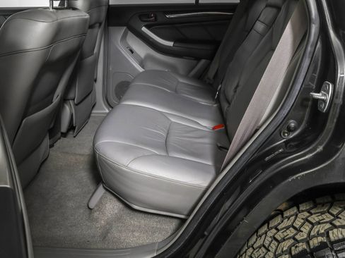 Used 2006 Toyota 4Runner Limited image 35