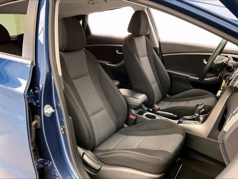 Used 2016 Hyundai Elantra GT FWD image 7