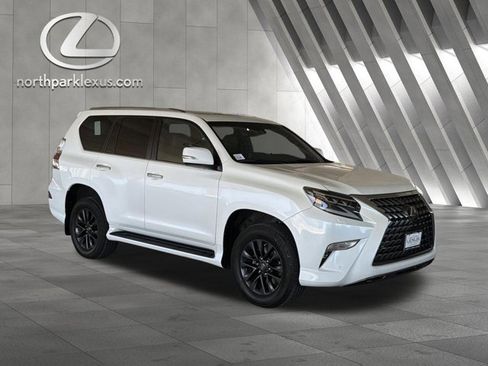 Certified 2022 Lexus GX 460 Premium w/ Premium Plus Package AWD/4WD image 5