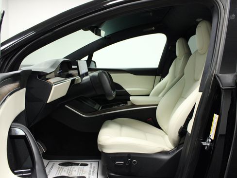 Used 2023 Tesla Model X AWD/4WD image 12