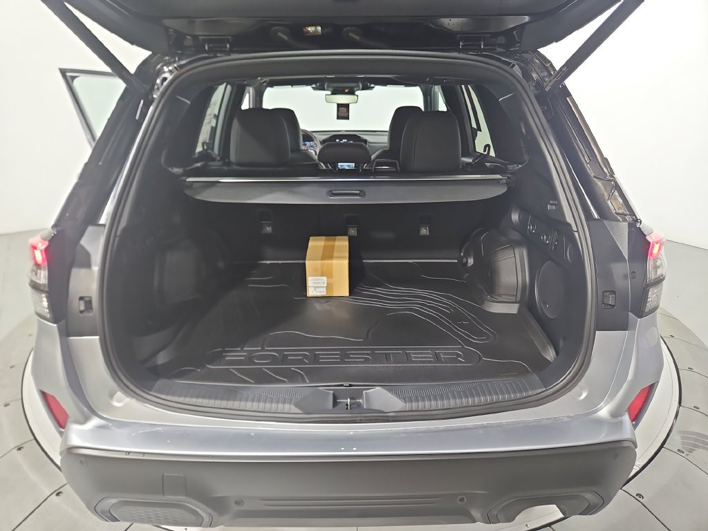 New 2026 Subaru Forester Touring AWD/4WD image 23