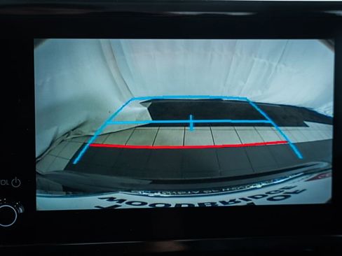 Used 2023 Toyota Corolla LE image 33