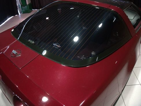 Used 1993 Chevrolet Corvette Coupe RWD image 24