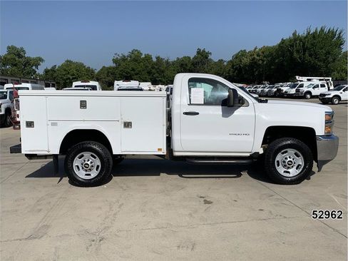 Used 2015 Chevrolet Silverado 2500 W/T RWD image 5