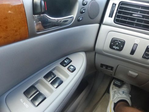 Used 2005 Lexus ES 330 FWD image 28
