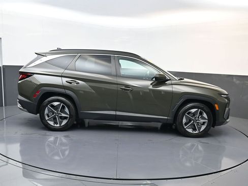 Certified 2025 Hyundai Tucson SEL image 3