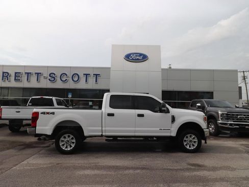 Used 2022 Ford F250 XLT AWD/4WD image 16