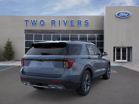 New 2026 Ford Explorer Active AWD/4WD image 8