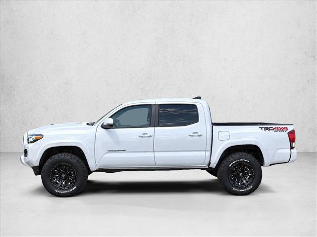 Used 2017 Toyota Tacoma TRD Sport w/ Premium & Technology Package AWD/4WD image 4