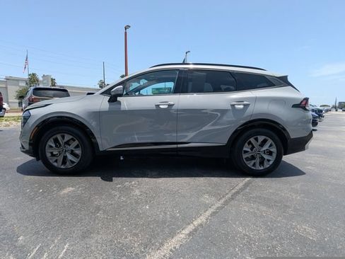 Certified 2024 Kia Sportage SX FWD image 2