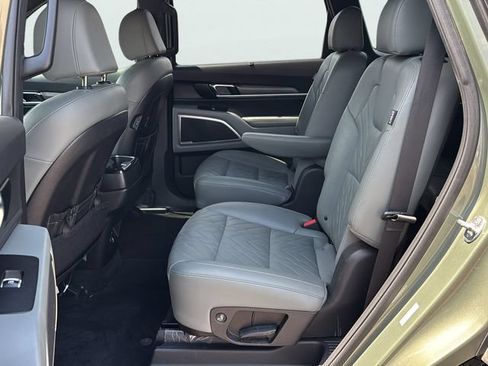 Used 2023 Kia Telluride EX X-Line AWD/4WD image 16