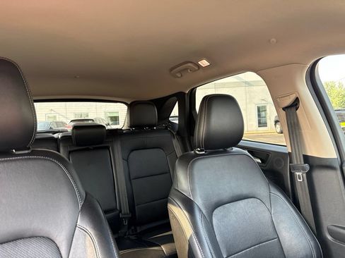 Used 2020 Ford Escape Titanium AWD/4WD image 35
