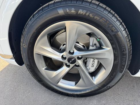 Used 2026 Genesis GV70 2.5T image 26