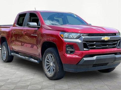 Used 2024 Chevrolet Colorado LT w/ LT Convenience Package II RWD image 1