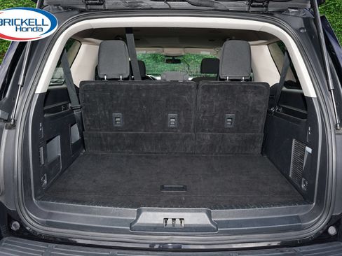Used 2024 Ford Expedition Max XLT RWD image 9