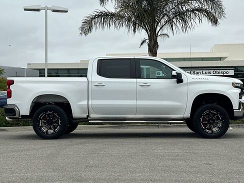 Used 2020 Chevrolet Silverado 1500 LT RWD image 2