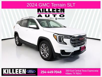 Used 2024 GMC Terrain SLT