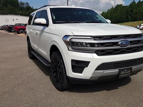Used 2022 Ford Expedition Max XLT RWD image 10