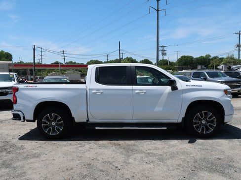 Used 2024 Chevrolet Silverado 1500 RST w/ Convenience Package II AWD/4WD image 11