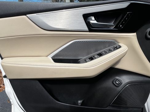 Used 2022 Acura MDX FWD w/ Technology Package image 13