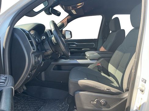Used 2022 RAM 1500 Big Horn AWD/4WD image 10