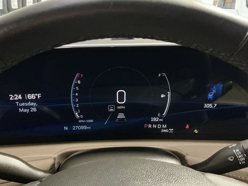 Used 2024 Cadillac XT4 Luxury w/ Cold Weather Package AWD/4WD image 18