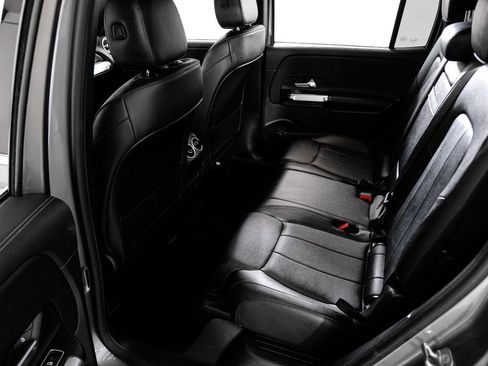 Used 2023 Mercedes-Benz EQB 250+ image 39