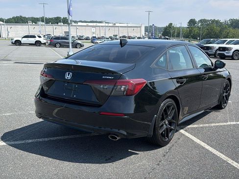 Used 2025 Honda Civic Sport image 6