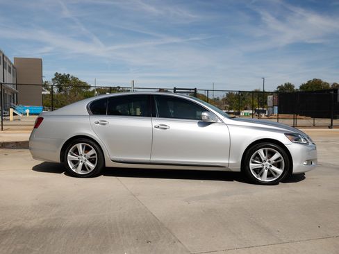 Used 2011 Lexus GS 450h image 18