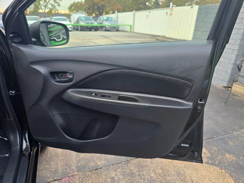 Used 2012 Toyota Yaris Sedan image 19